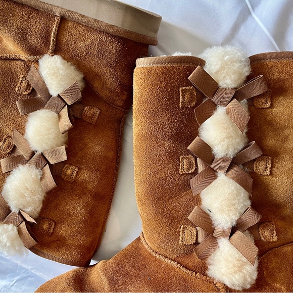 Koolaburra by UGG Victoria Chestnut Brown Tall Comfy Winter Boots | Size 10 - Picture 3 of 10